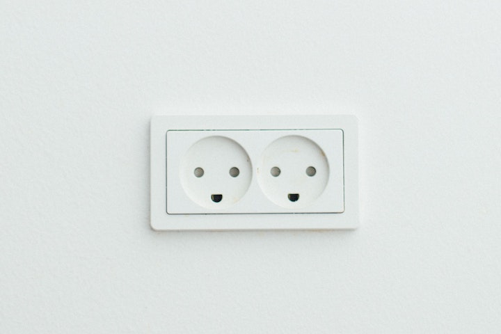Happy plugs come from Washington.